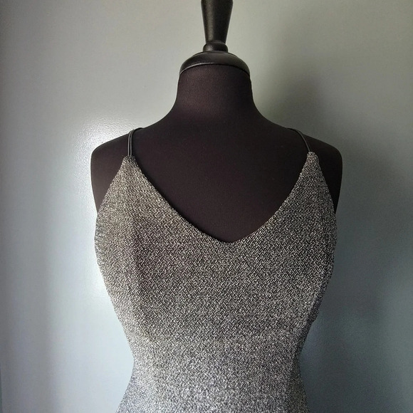 Divided by H&M Bodycon Shimmer Mini Dress - Picture 4 of 8